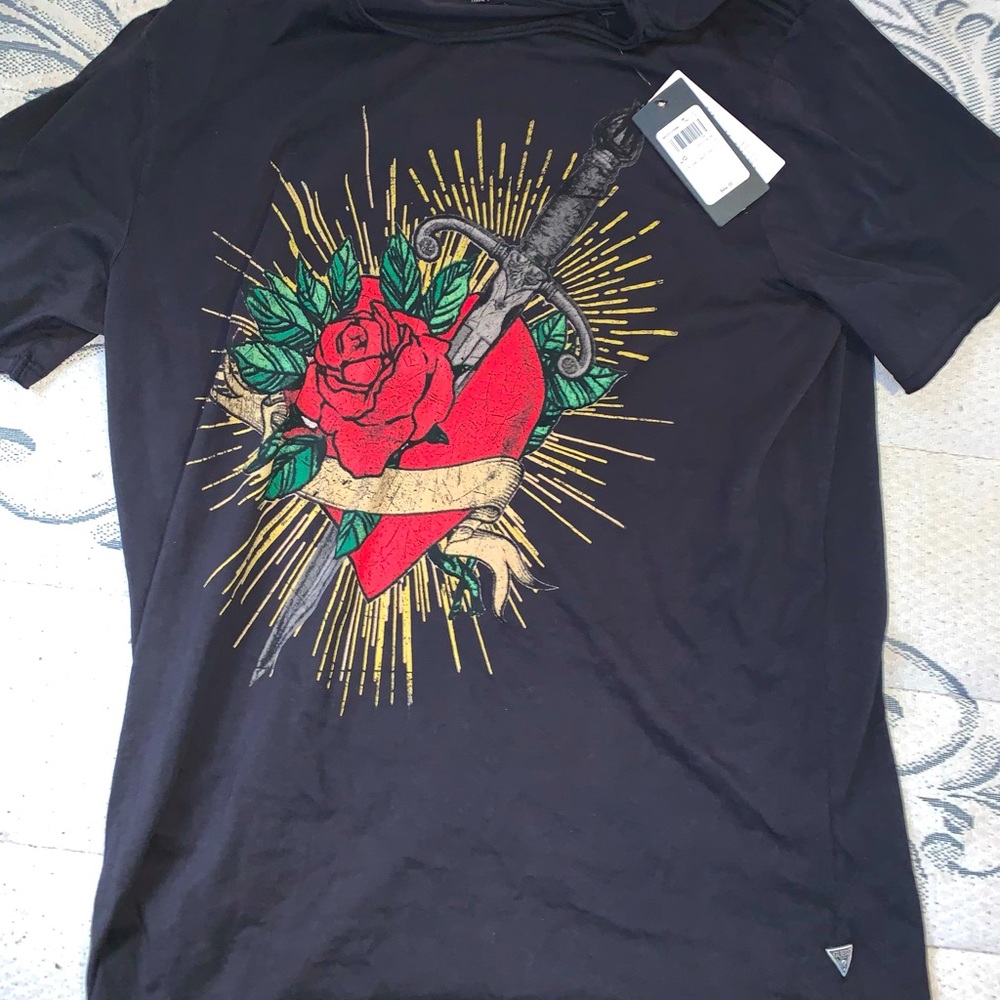 Guess tee